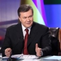 Для телемоста с Януковичем в Кировограде перед камерами собрали актеров
