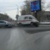 В Тюмени в ДТП перевернулся реанимобиль с новорожденным ребенком