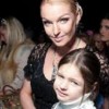 Злоумышленники, ограбившие Анастасию Волочкову, сильно напугали её 7-летнюю дочь