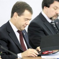 Дмитрий Медведев отказался от IPad