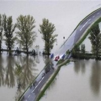 МИД просит украинцев пока не ездить в затопленную Германию