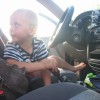 В Нижнем Новгороде 7-летний мальчик за рулем машины сбил двоих детей и протаранил чужие другие авто