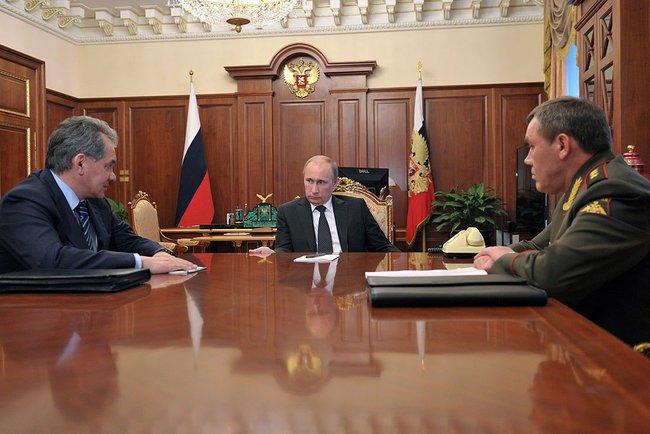 Генштаб представил Путину первый план обороны России