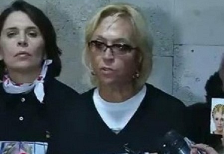 Гипертония, унижения и синяки – так решением суда из больницы «выпроводили» гостей Тимошенко