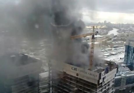 В Москве загорелся небоскреб в комплексе «Москва-Сити»