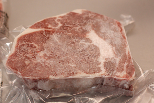 «Россельхознадзор» запретил ввоз мяса из Канады и США 