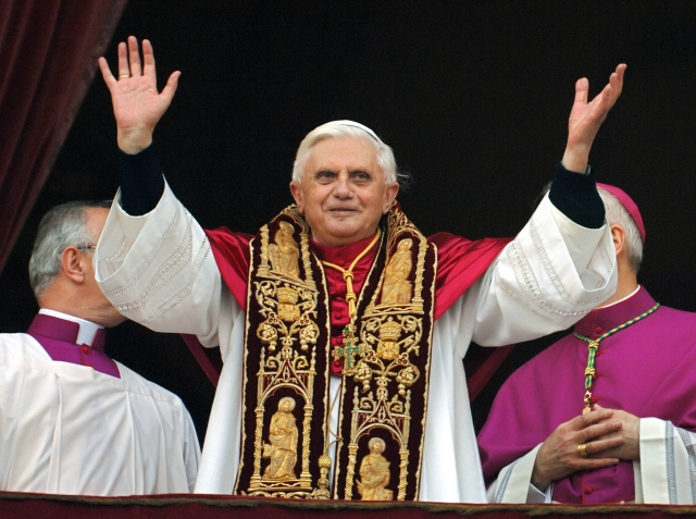 Ватикан готовится к церемонии прощания Папы Бенедикта