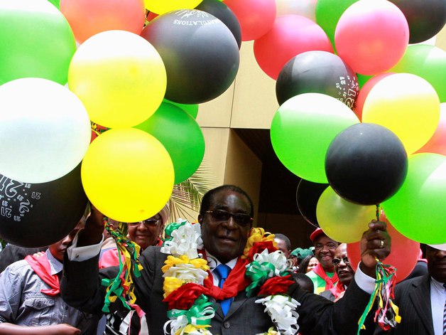 Президент Зимбабве отгулял день рождения за 600 тысяч долларов
