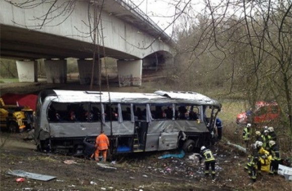 В аварии автобуса погибли трое граждан России