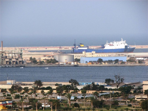 В Ливии захвачено судно с 19 украинскими моряками
